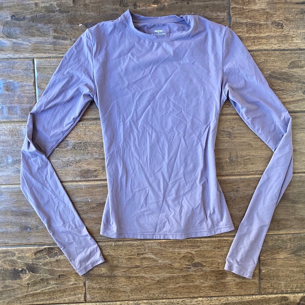 SKIMS Long Sleeve Tee in Lavender